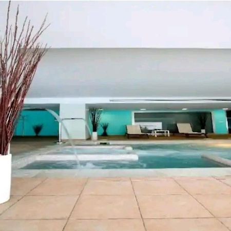 Elegante Alojamiento Con Piscina A 200 M Del Mar. Lägenhet Benalmádena Exteriör bild
