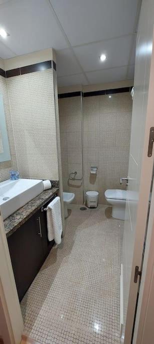 Elegante Alojamiento Con Piscina A 200 M Del Mar. Lägenhet Benalmádena Exteriör bild
