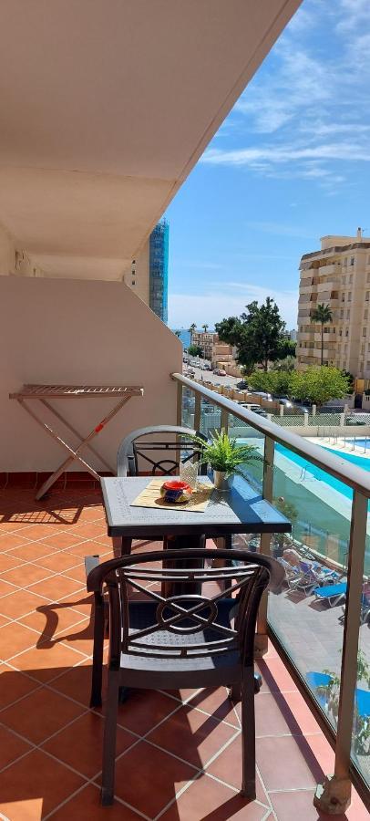 Elegante Alojamiento Con Piscina A 200 M Del Mar. Lägenhet Benalmádena Exteriör bild